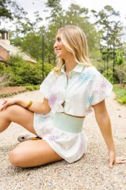 Queen Of Sparkles White Multi Cluster Short