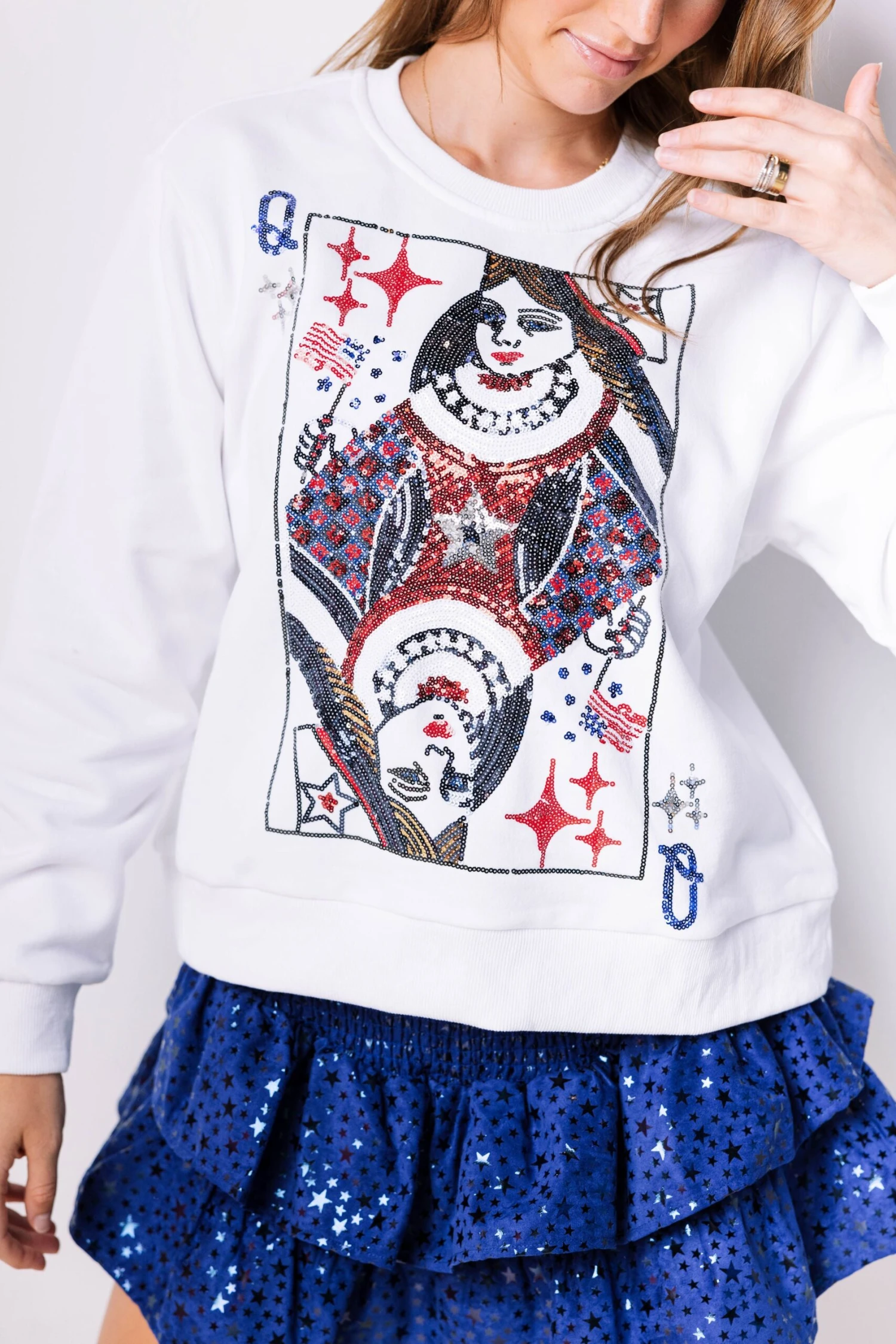 Queen Of Sparkles White USA Queen Card Sweatshirt - Image 3